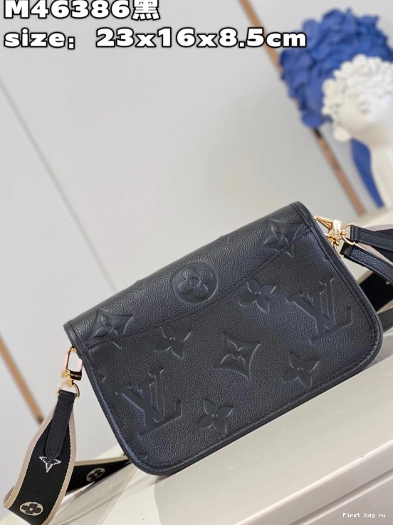First bag ru Diane VUITTON LOUIS Nano 0810